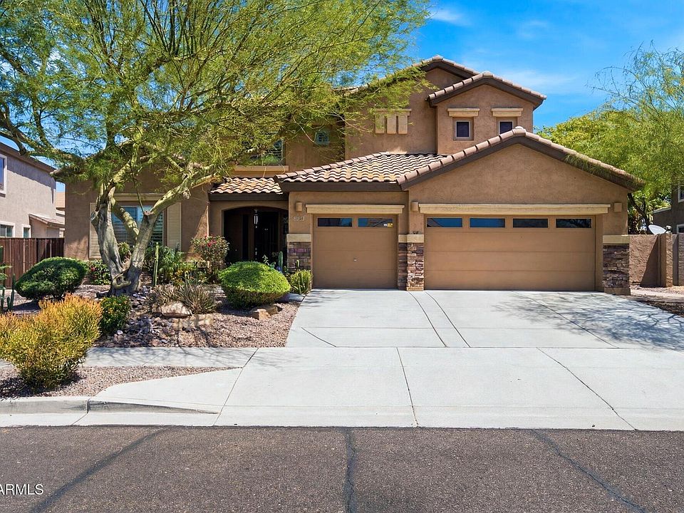 1st image of 2310 W RED RANGE Way