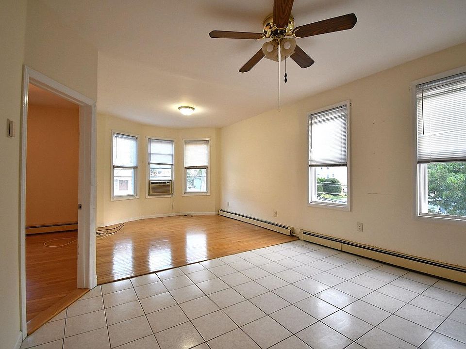 1st image of 109 Burhans Ave