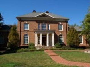 11 Wiveliscombe, New Albany, OH 43054