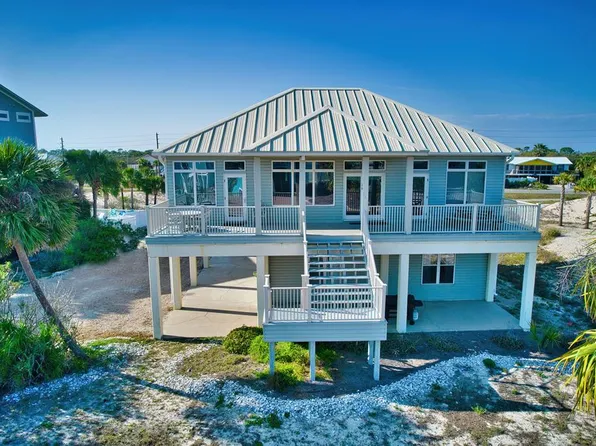 325 W Gorrie Dr, Saint George Island, FL 32328