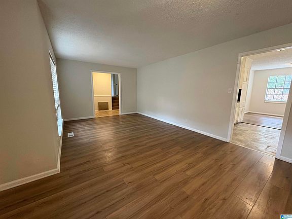 5th image of 434 Hillside Rd