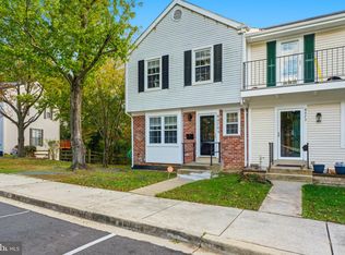 8475 Snowden Oaks Pl, Laurel, MD 20708