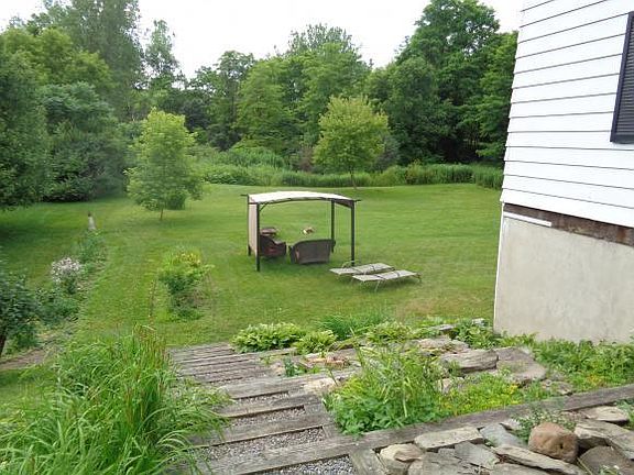 4th image of 1254 Bell Dr