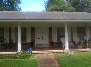1900 Oak Knoll Dr, Mobile, AL 36607