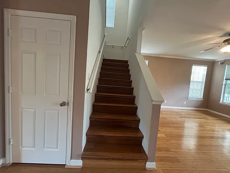 2549 Twain Dr — Photo 19