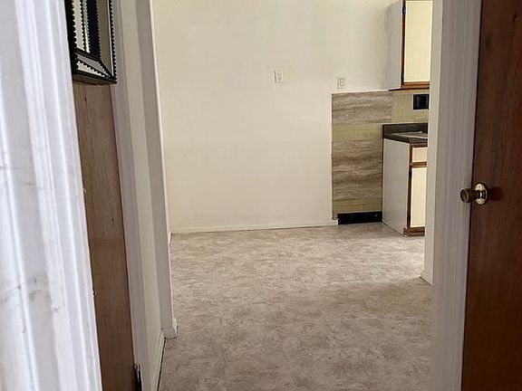 4th image of 6314 24th Ave Floor 2