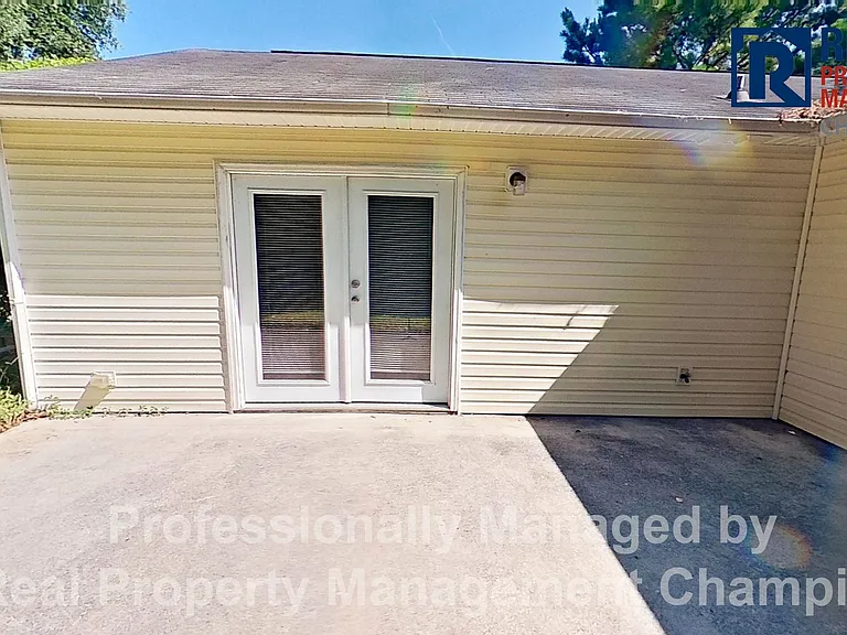 627 Tabor Ln — Photo 19
