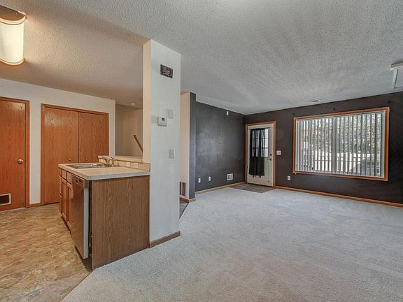 2nd image of 1720 Weston Ln