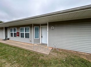 407 Park St #D, Springdale, AR 72764