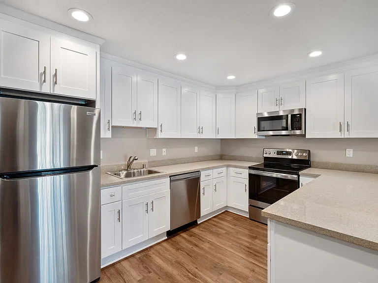 Vista Creek Apartments — Photo 62