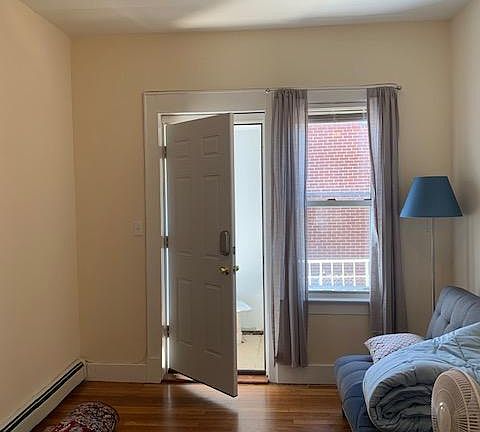 4th image of 288 Hayward St APT 1