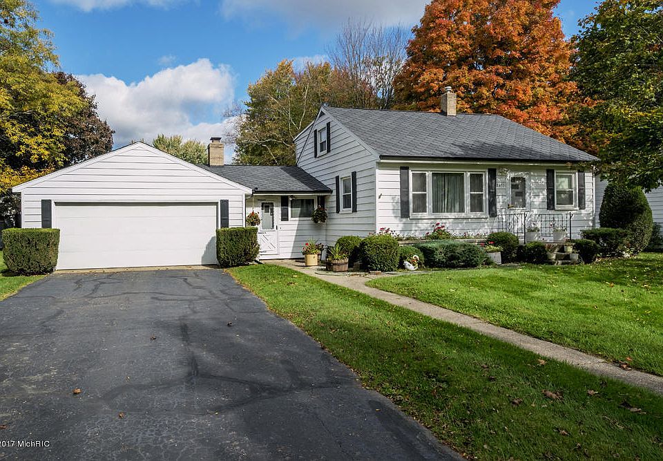 1st image of 8655 E De Ave