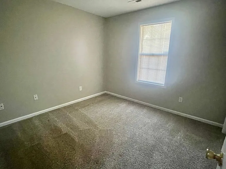 1620 Ervin Ln — Photo 13