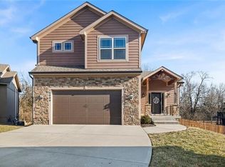 12509 Charlotte St, Kansas City, MO 64146