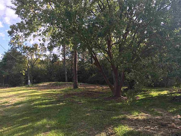 2nd image of 16548 Village Green Dr S