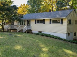 6 Lakeview Rd, Carmel, NY 10512