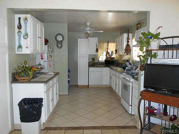 5th image of 11881 Hewes St