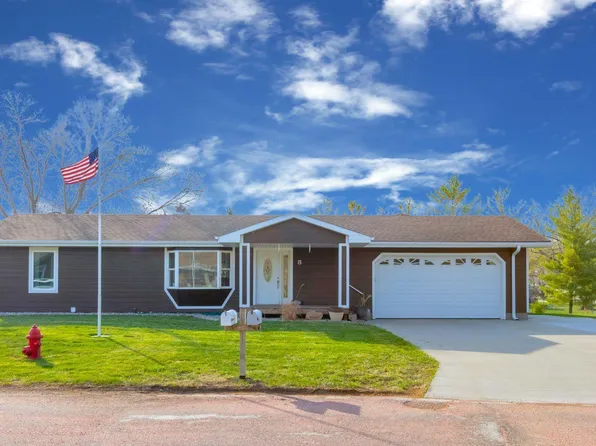 8 Spruce Ave, North Sioux City, SD 57049