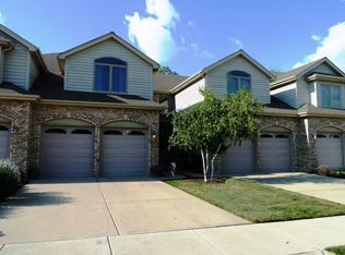 167 Mayo Ct, Elmhurst, IL 60126