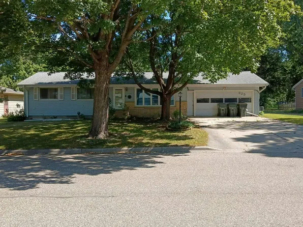 325 Charles St SW, Hutchinson, MN 55350