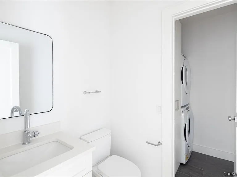 123 Sterling Ave #2 — Photo 4