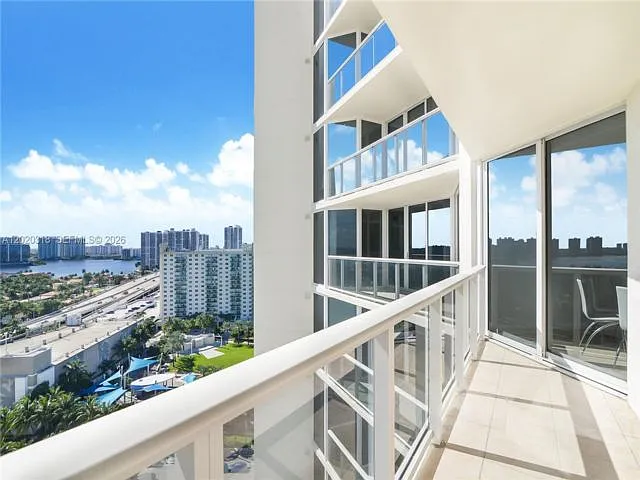 19333 Collins Ave #1907 — Photo 12