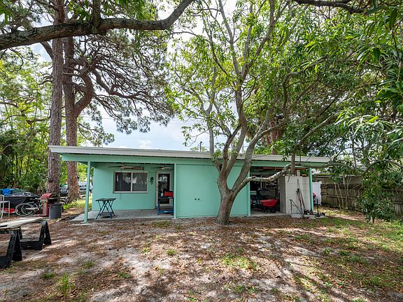 3rd image of 3467 NE 13th Avenue #A+B