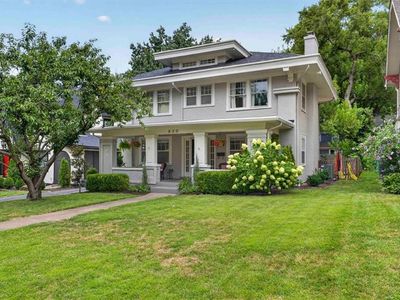 820 W 72nd St, Kansas City, MO, 64114