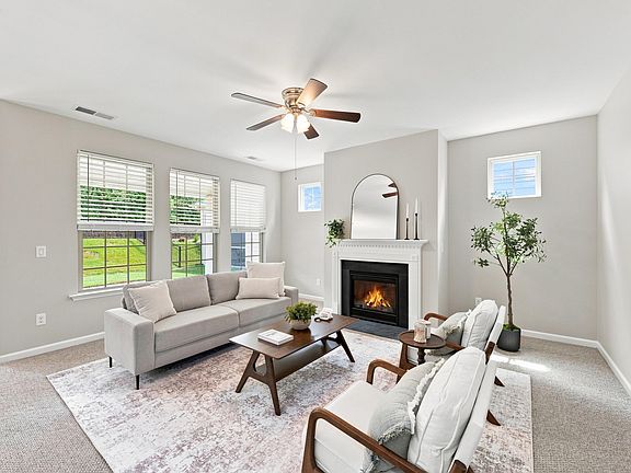 3rd image of 1219 Pulitzer Ln