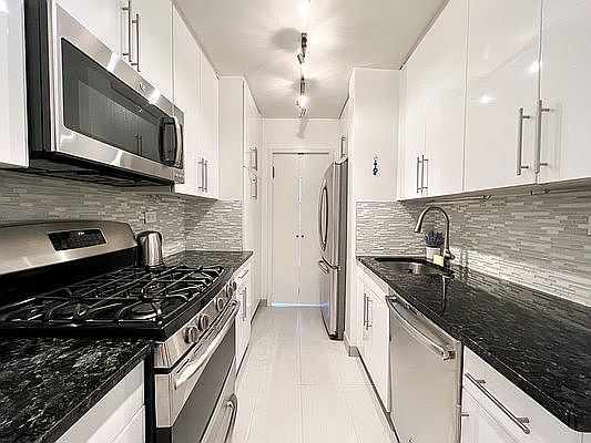 1st image of 196 E 75th St APT 10D