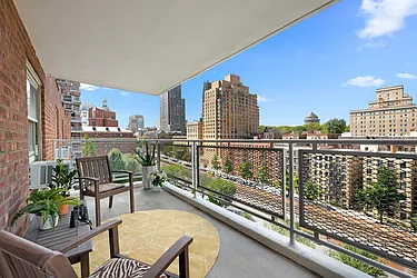 100 Lasalle Street, #11H