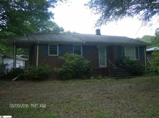 12 Horse Shoe Cir, Greenville, SC 29605