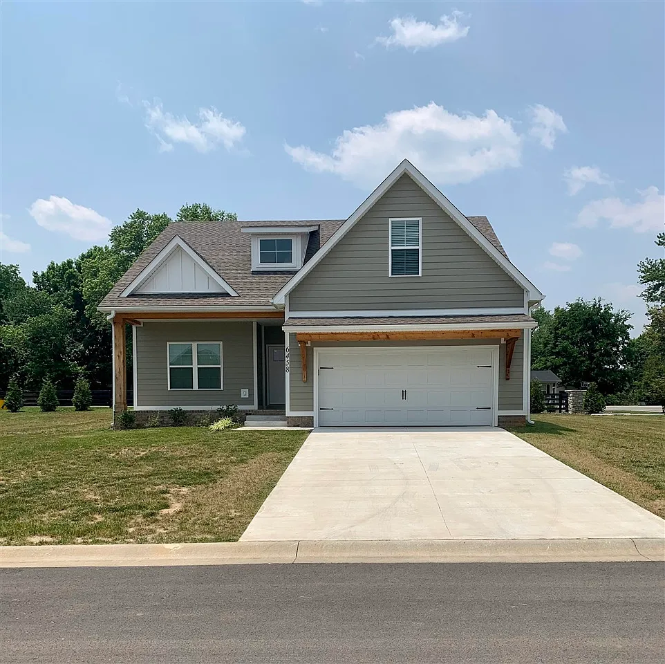 5 bed, 2148 sqft, $2,500 — Photo 1