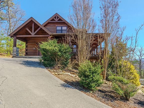 2nd image of 2453 Hackberry Dr