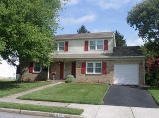 821 Woodcrest Dr, Dover, DE 19904