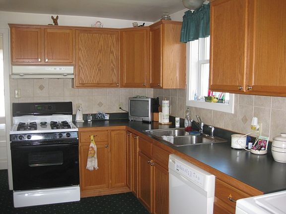 3rd image of 506 N Chilson St
