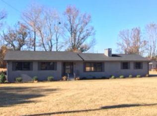 425 Henderson Dr, Paris, TN 38242