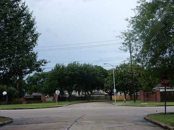 5th image of 1818 Asbury Ln