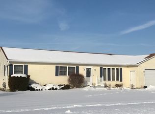 413 Willow St, Herscher, IL 60941