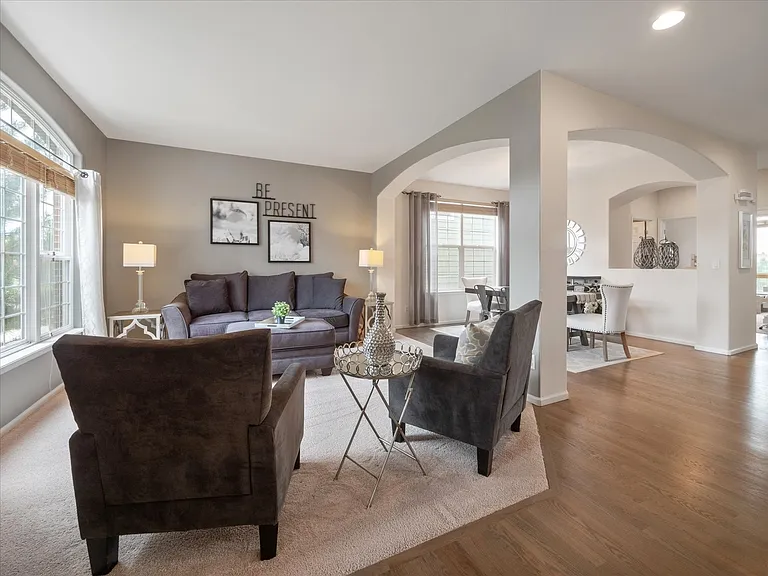 1048 Orion Way — Photo 8