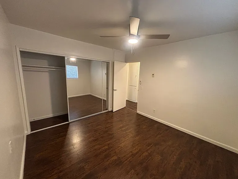 825 S 6th St — Photo 10