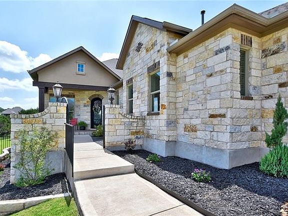 3rd image of 235 Bluff Woods Dr