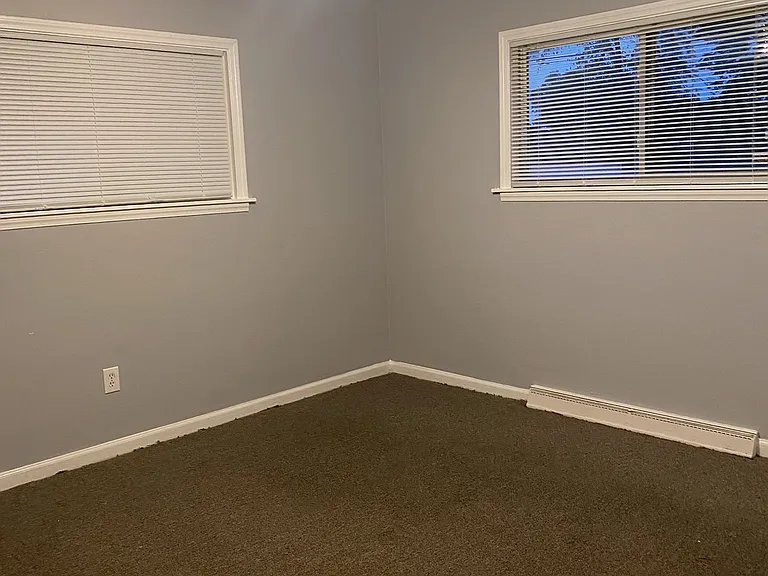 2019 Georgia St — Photo 12