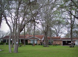 150 River Ridge Rd, Cuero, TX 77954