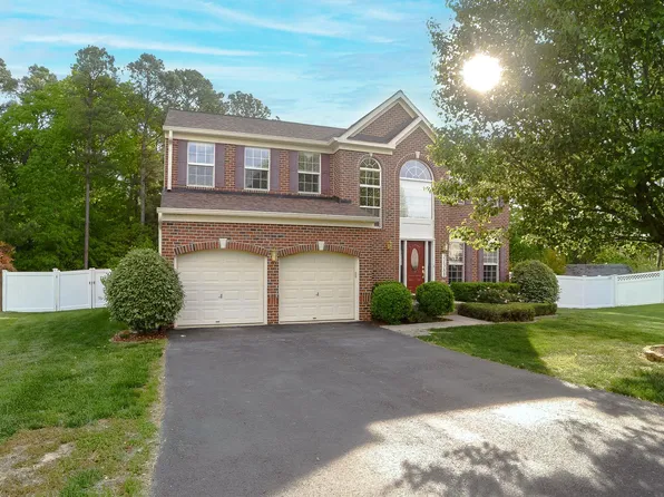 21388 Dayflower Pl, Lexington Park, MD 20653