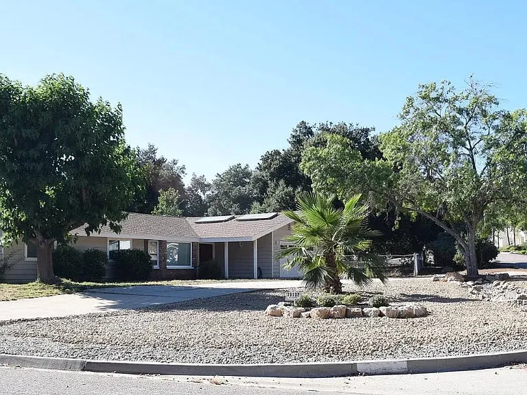 25132 Ecloga Ct — Photo 5