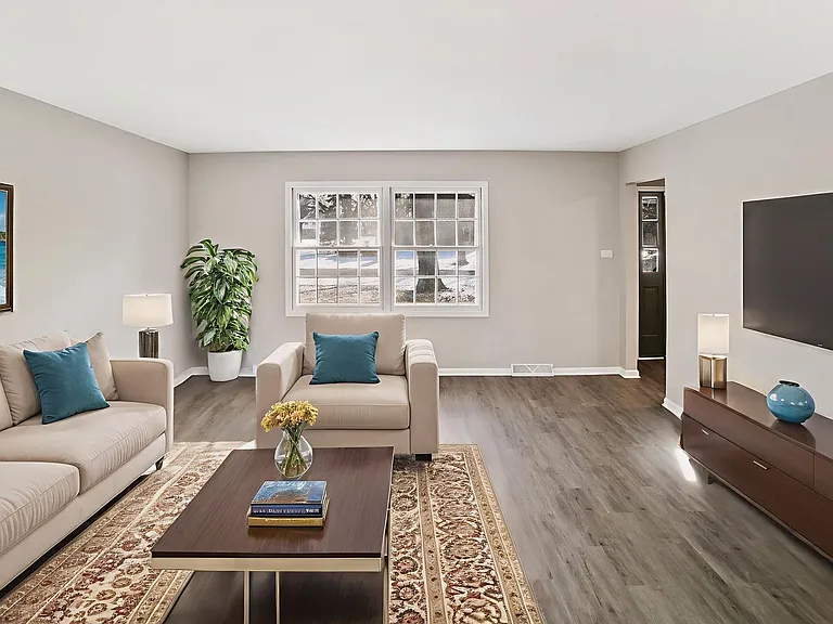 3451 Ithaca Rd — Photo 4