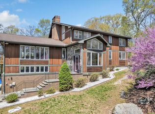81 Georges Ln, Monroe, CT 06468