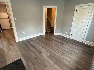 308 3rd St #2, East Greenville, PA 18041
