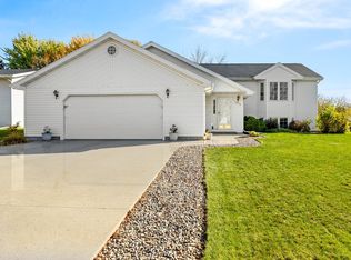 1519 Sunset Blvd, Hawley, MN 56549